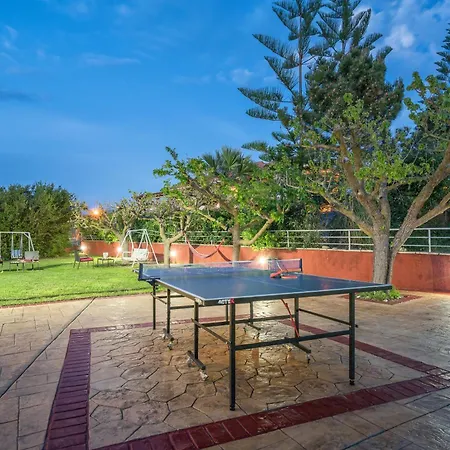 Armonia Boutique Apart-hotel Méson Yerakaríon