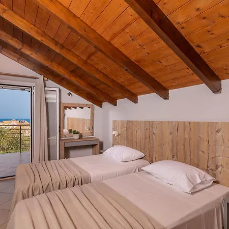 Armonia Boutique 4* Méson Yerakaríon