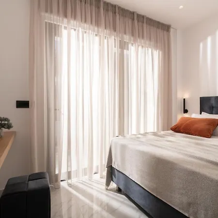 Armonia Boutique Aparthotel Méson Yerakaríon