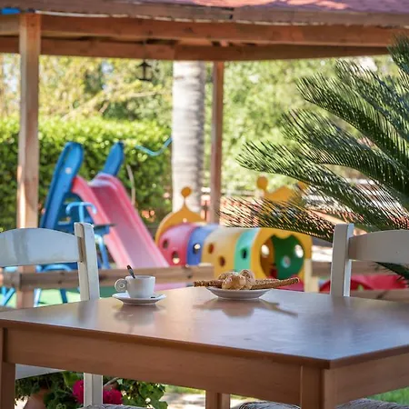 Armonia Boutique Lejlighedshotel Méson Yerakaríon